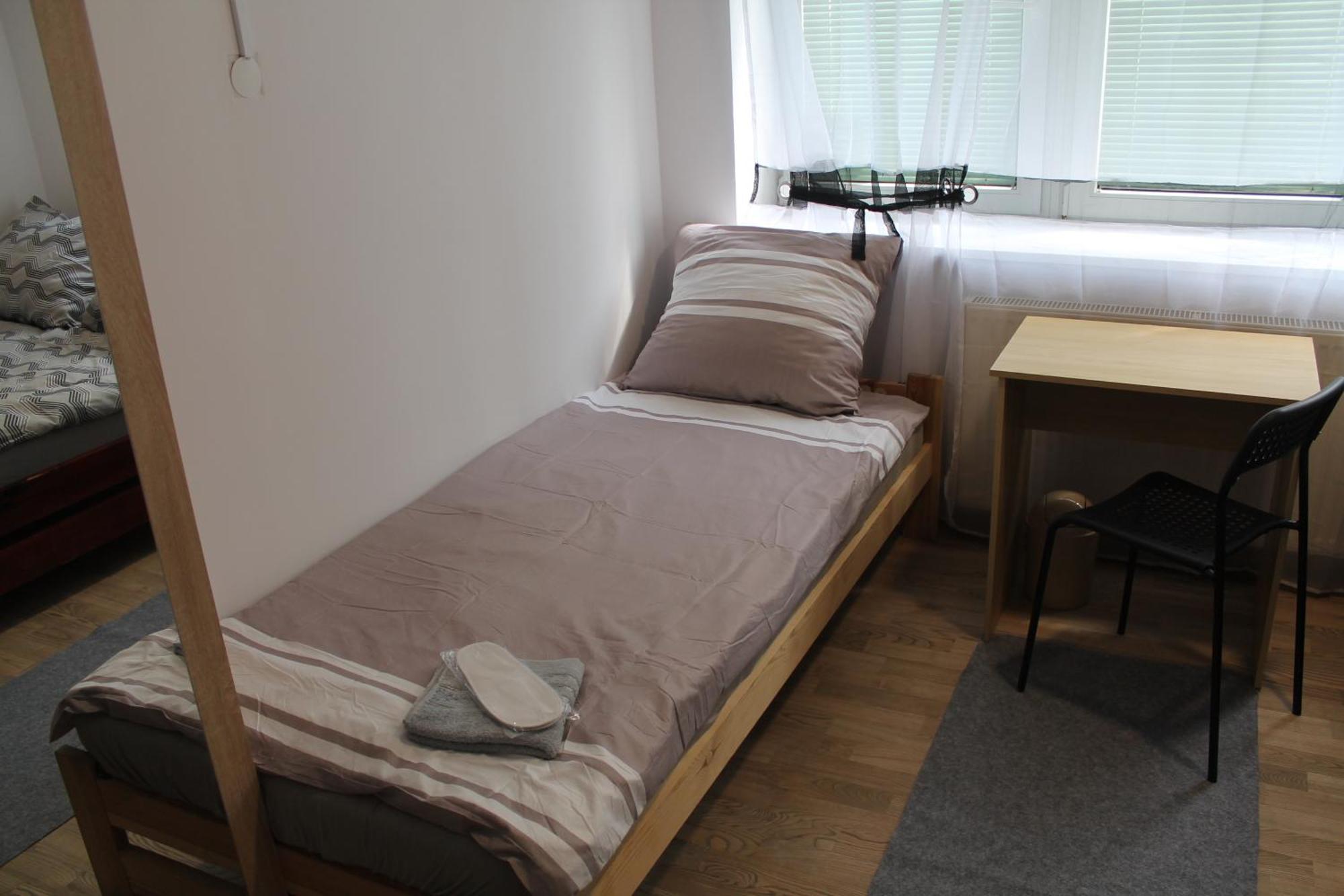 Saska Ochota Forest Guest House Варшава Екстериор снимка